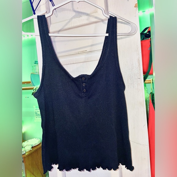 Button Up Tank - Picture 1 of 2